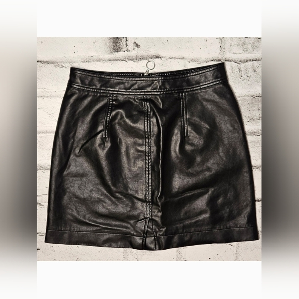 Wilfred Free Faux Leather Mini Skirt Black Aritzia Size 4